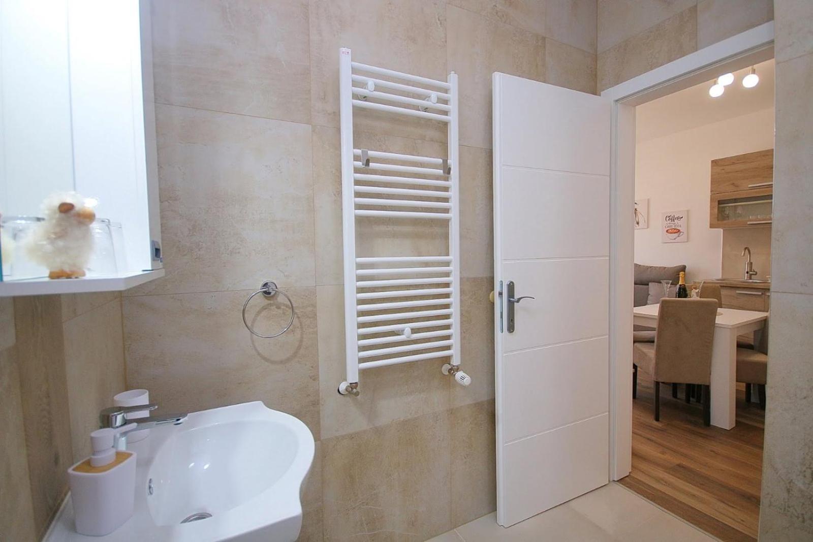Anro Apartment Палич Екстериор снимка