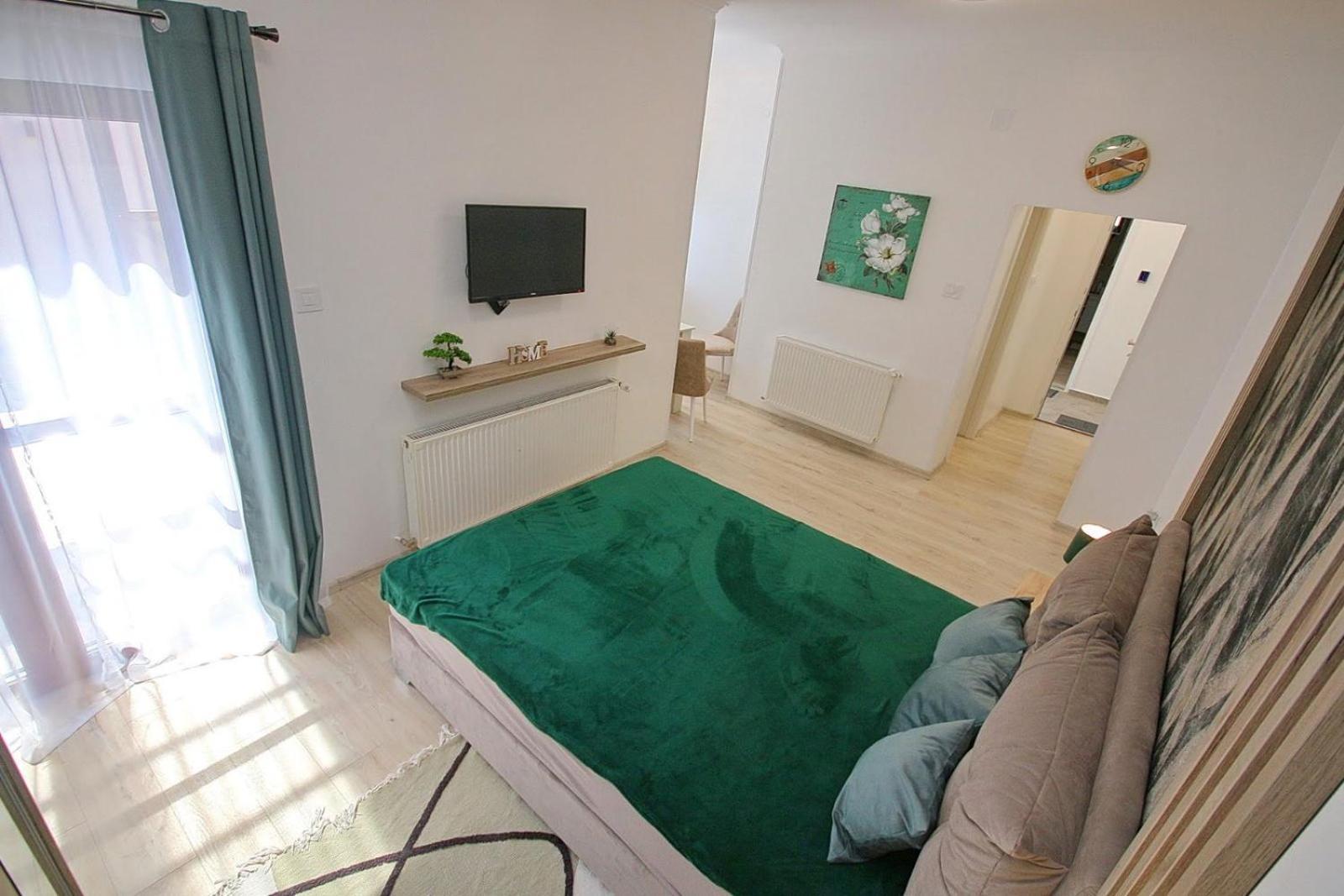 Anro Apartment Палич Екстериор снимка