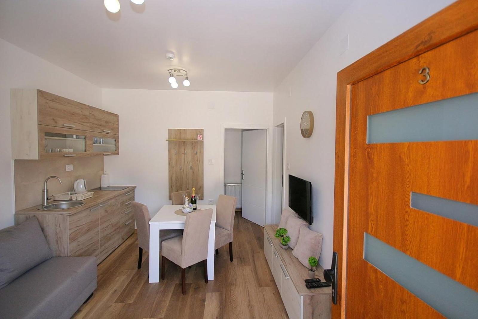Anro Apartment Палич Екстериор снимка
