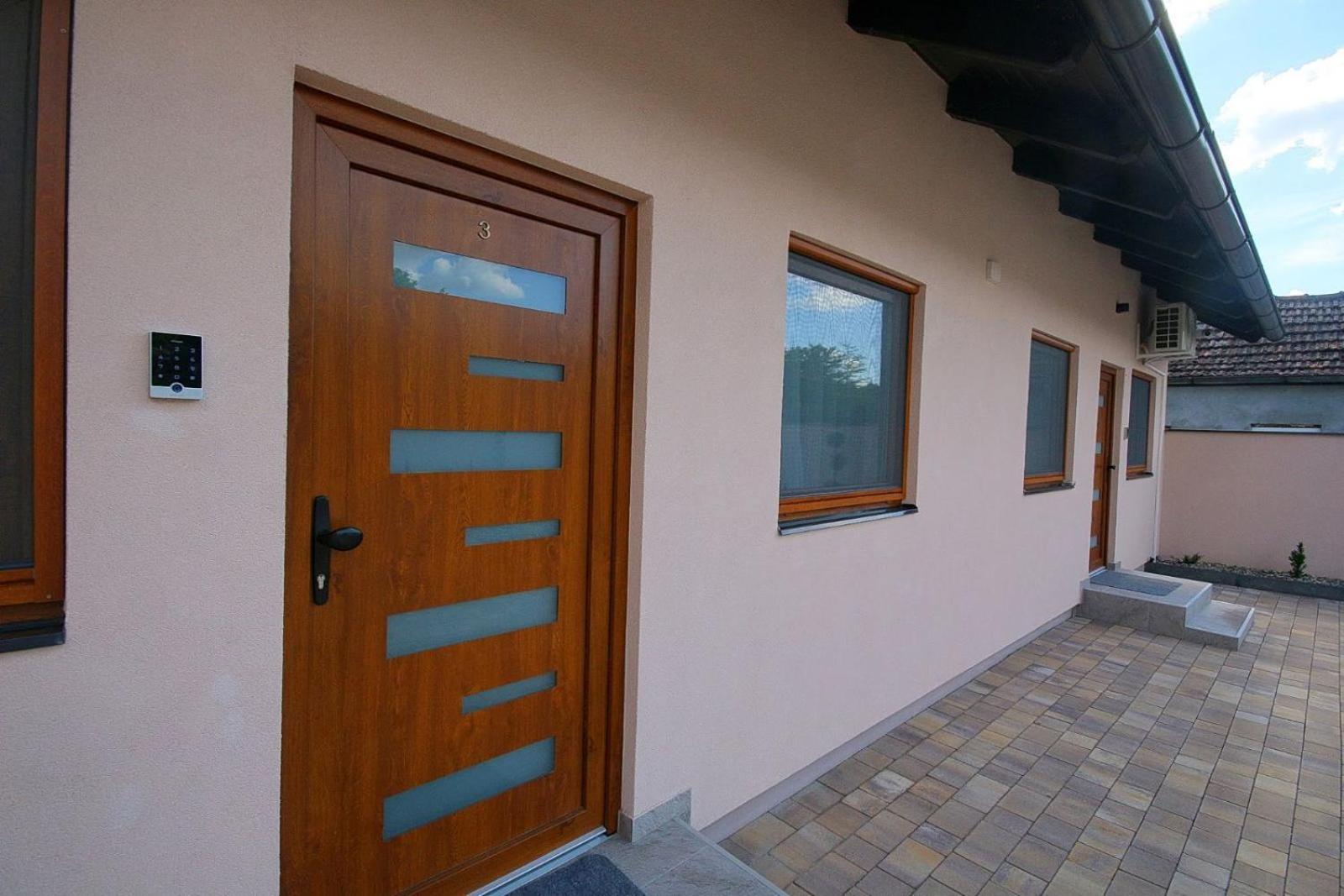 Anro Apartment Палич Екстериор снимка